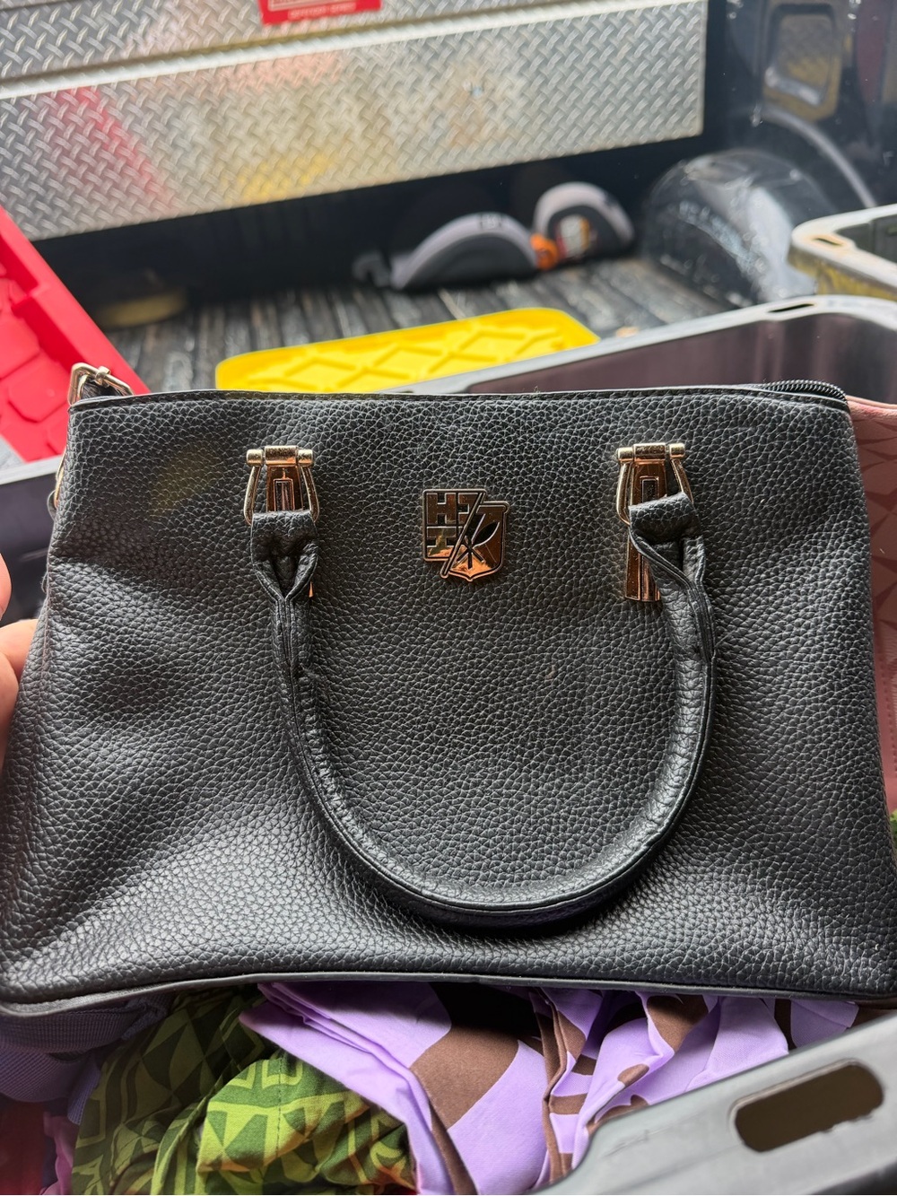 HI Finest Purse (BLACK)